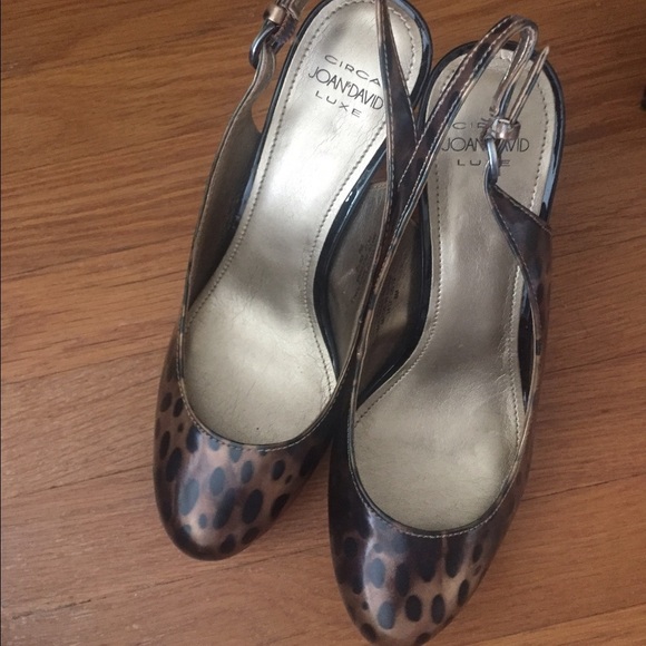 Leopard Print Leather Slingback Round Toe Pumps - Picture 1 of 4